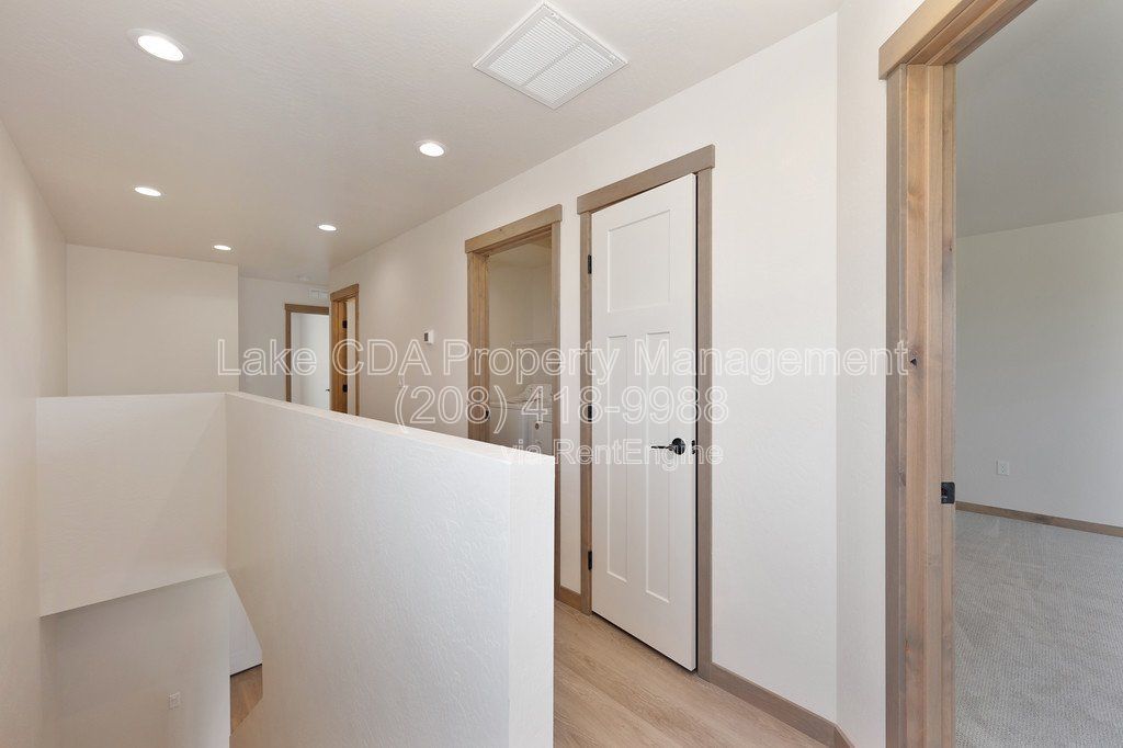 Gallery Image 19
