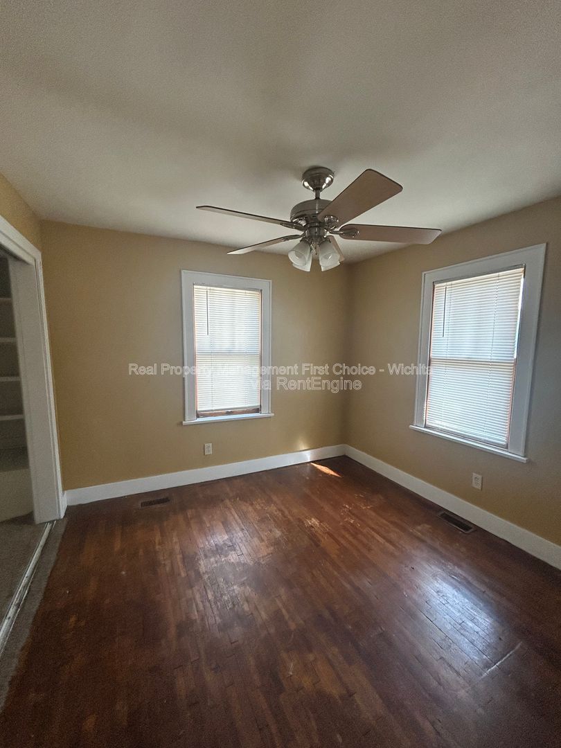 Gallery Image 11