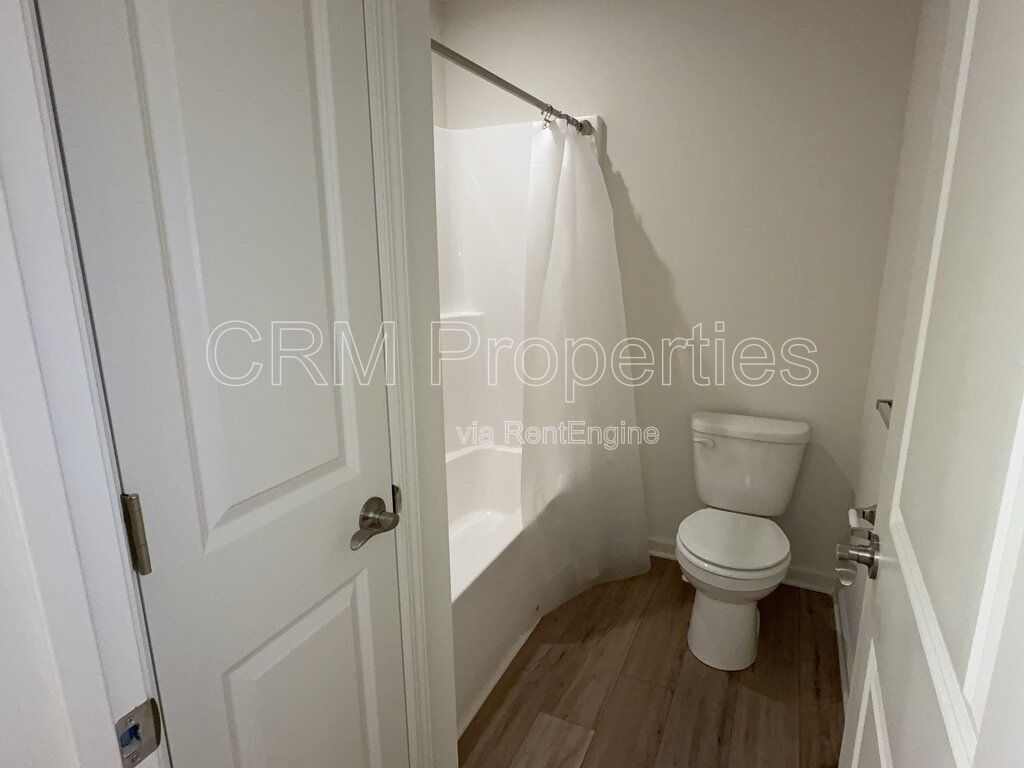 Gallery Image 18