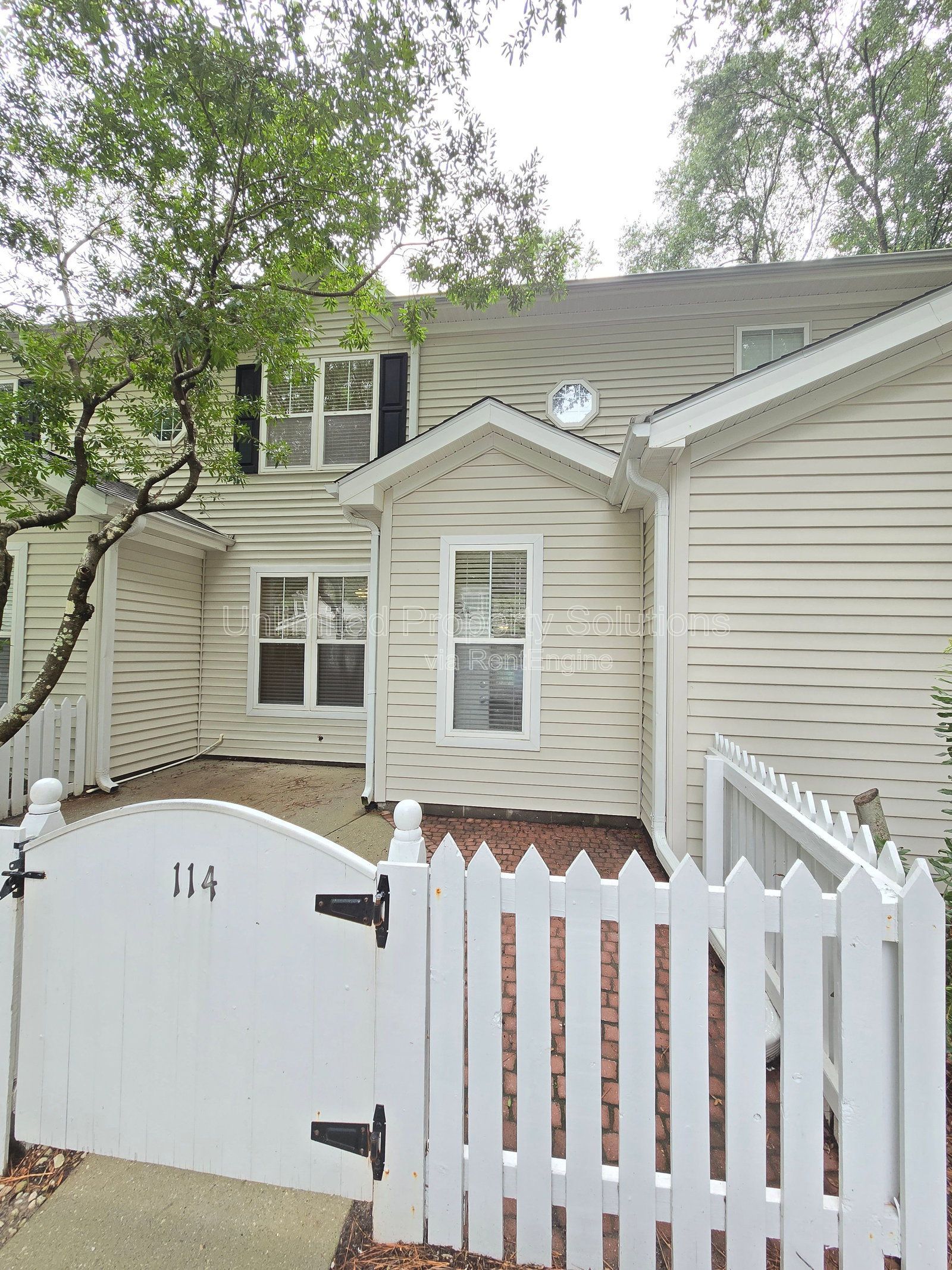 Gallery Image 0