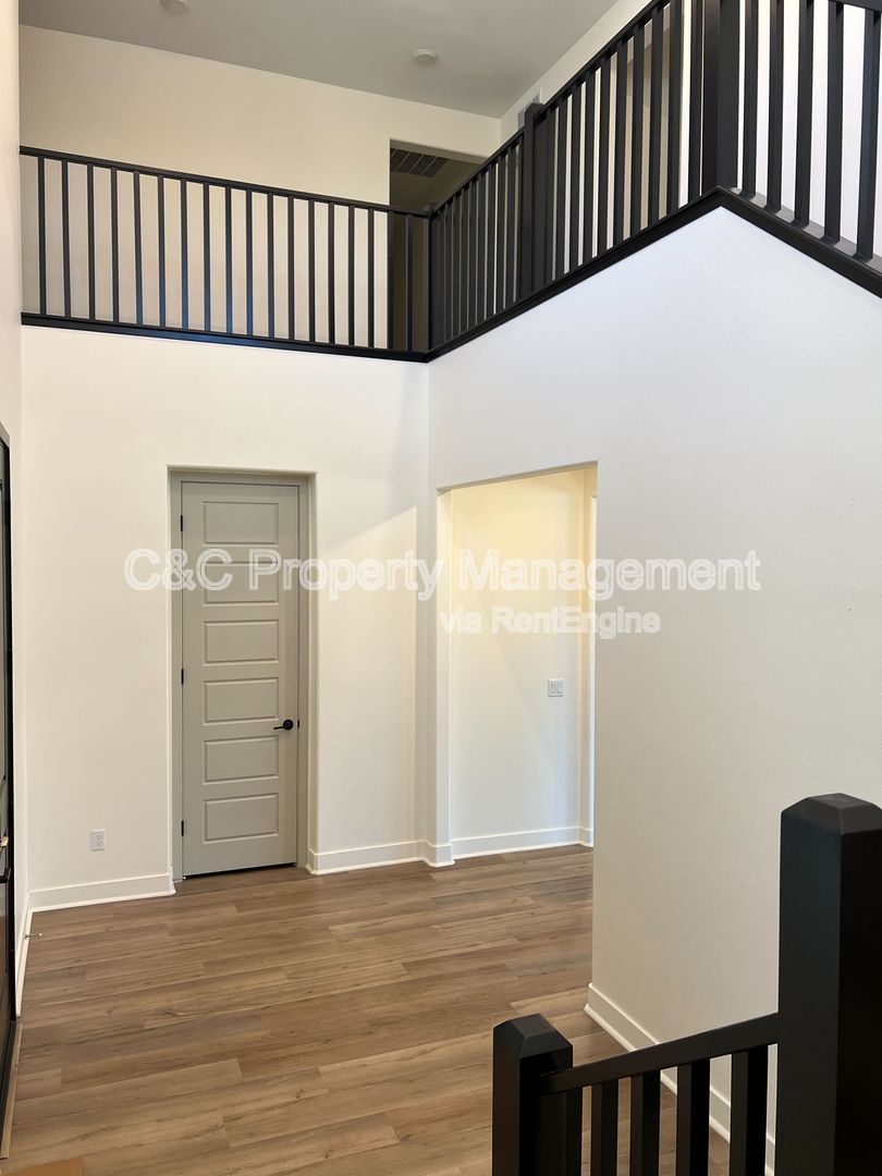 Gallery Image 10