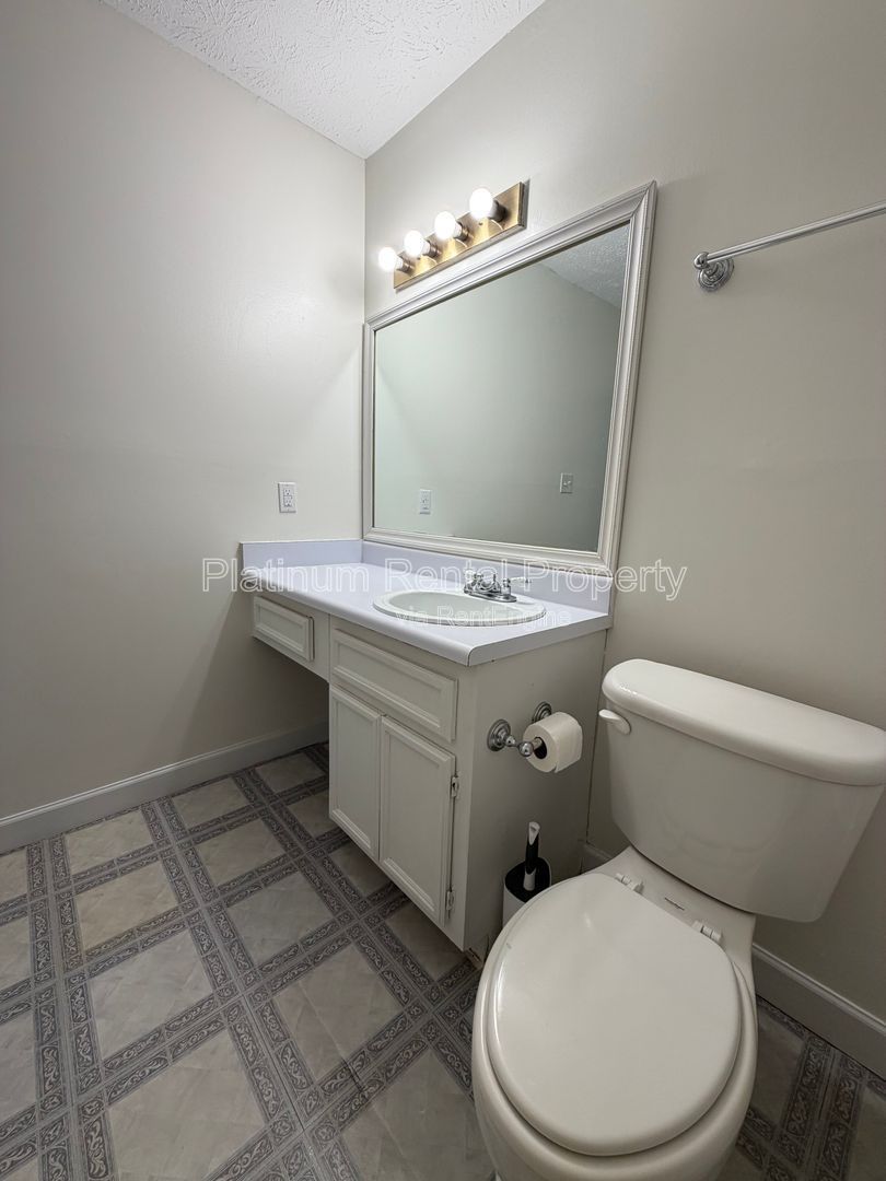 Gallery Image 17