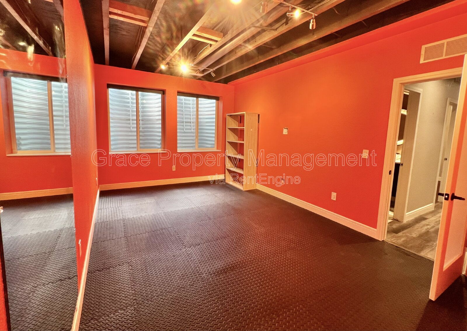 Gallery Image 20