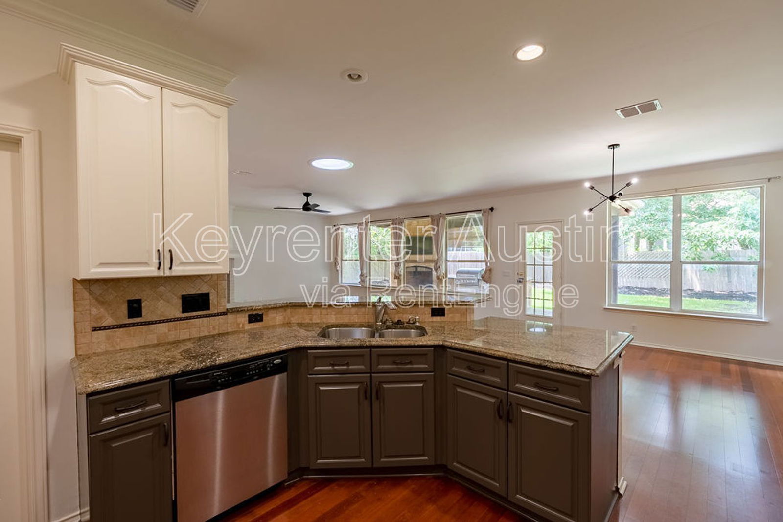Gallery Image 10