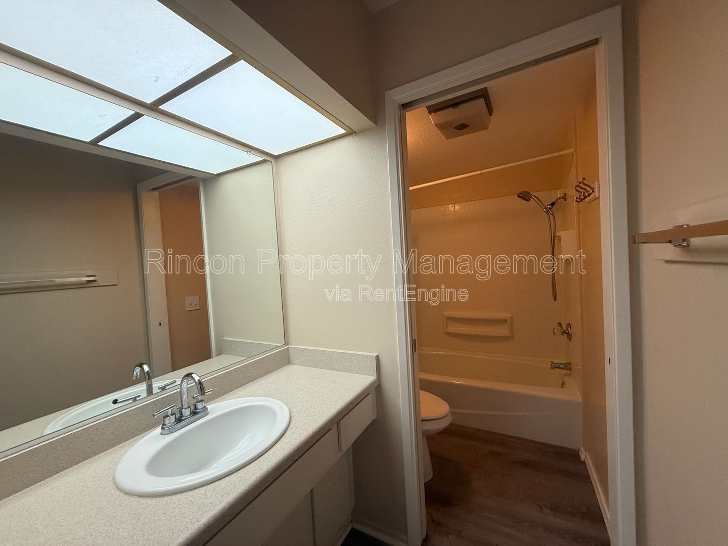 Gallery Image 15