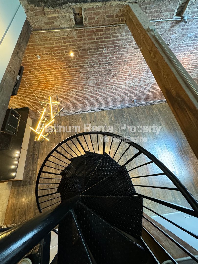Gallery Image 27