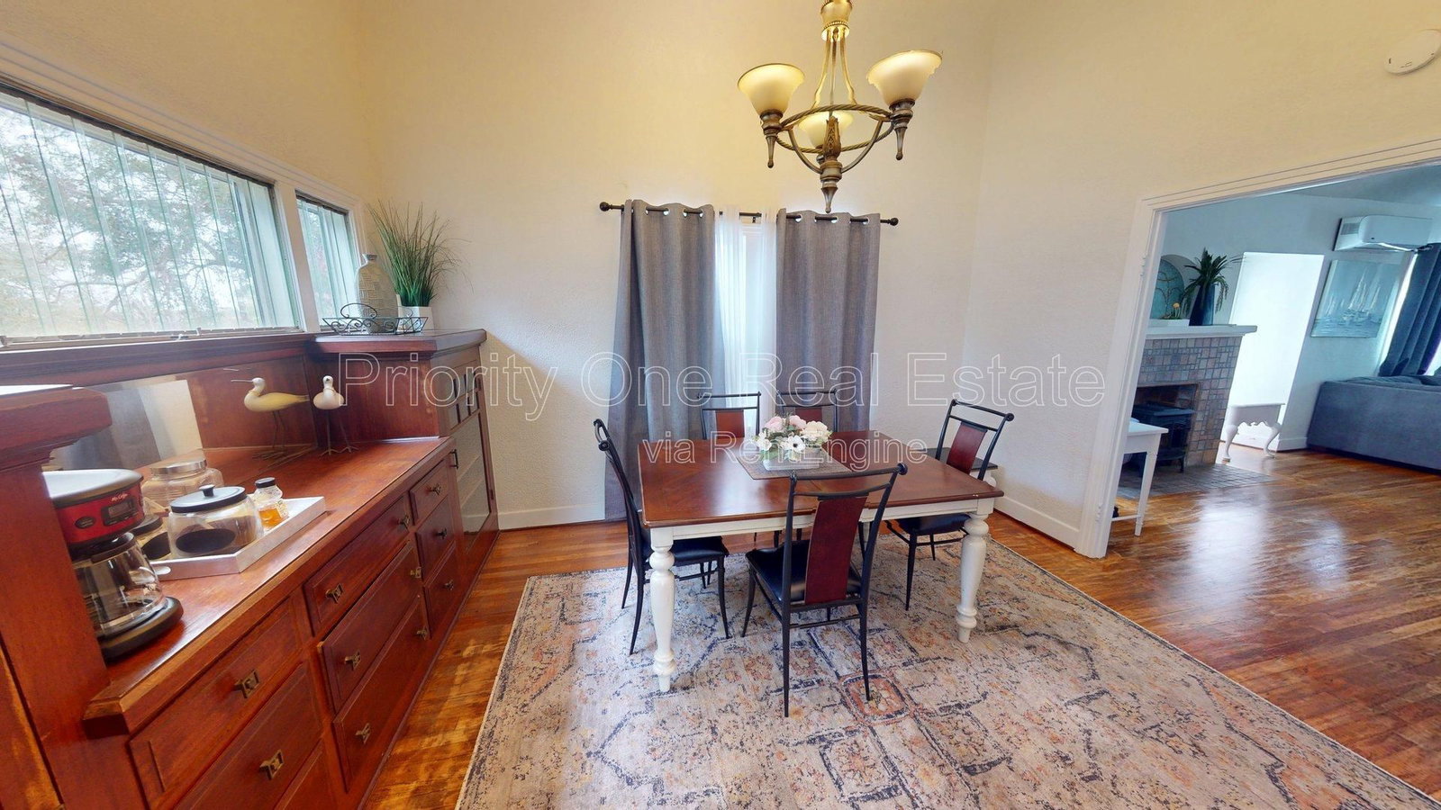 Gallery Image 16