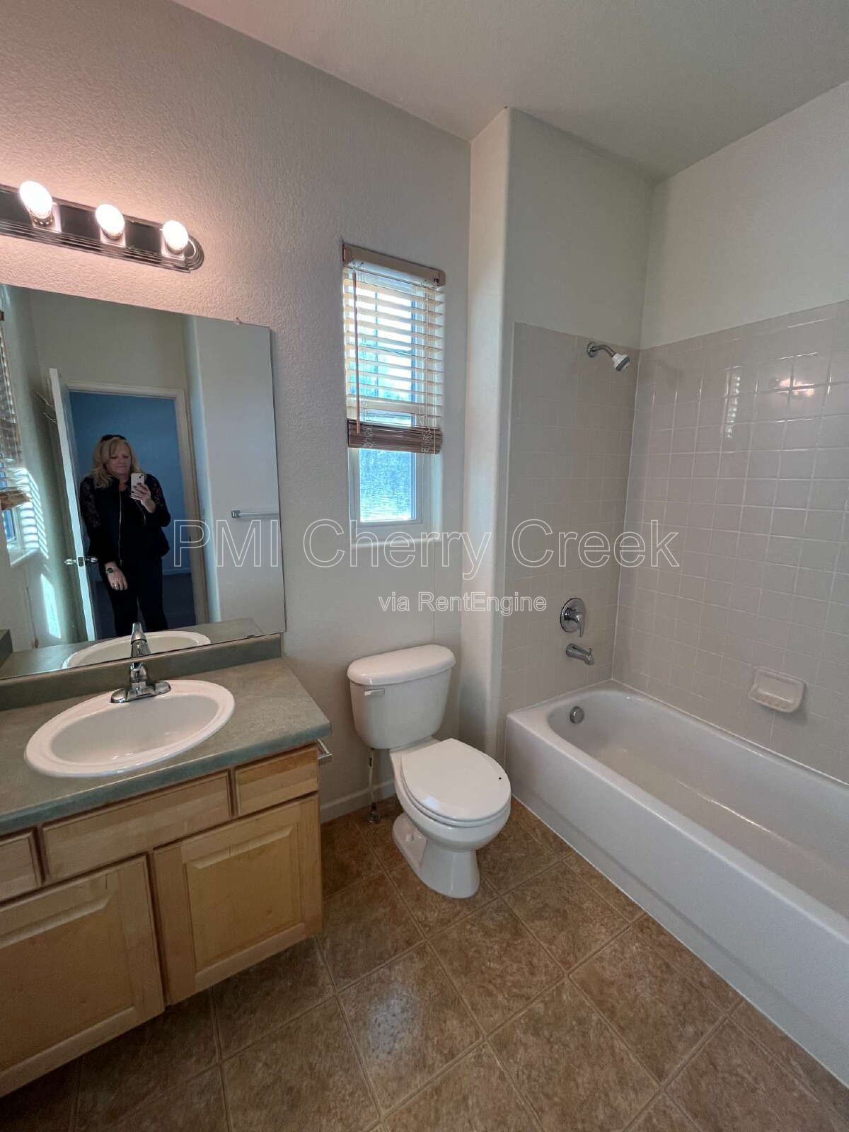Gallery Image 20