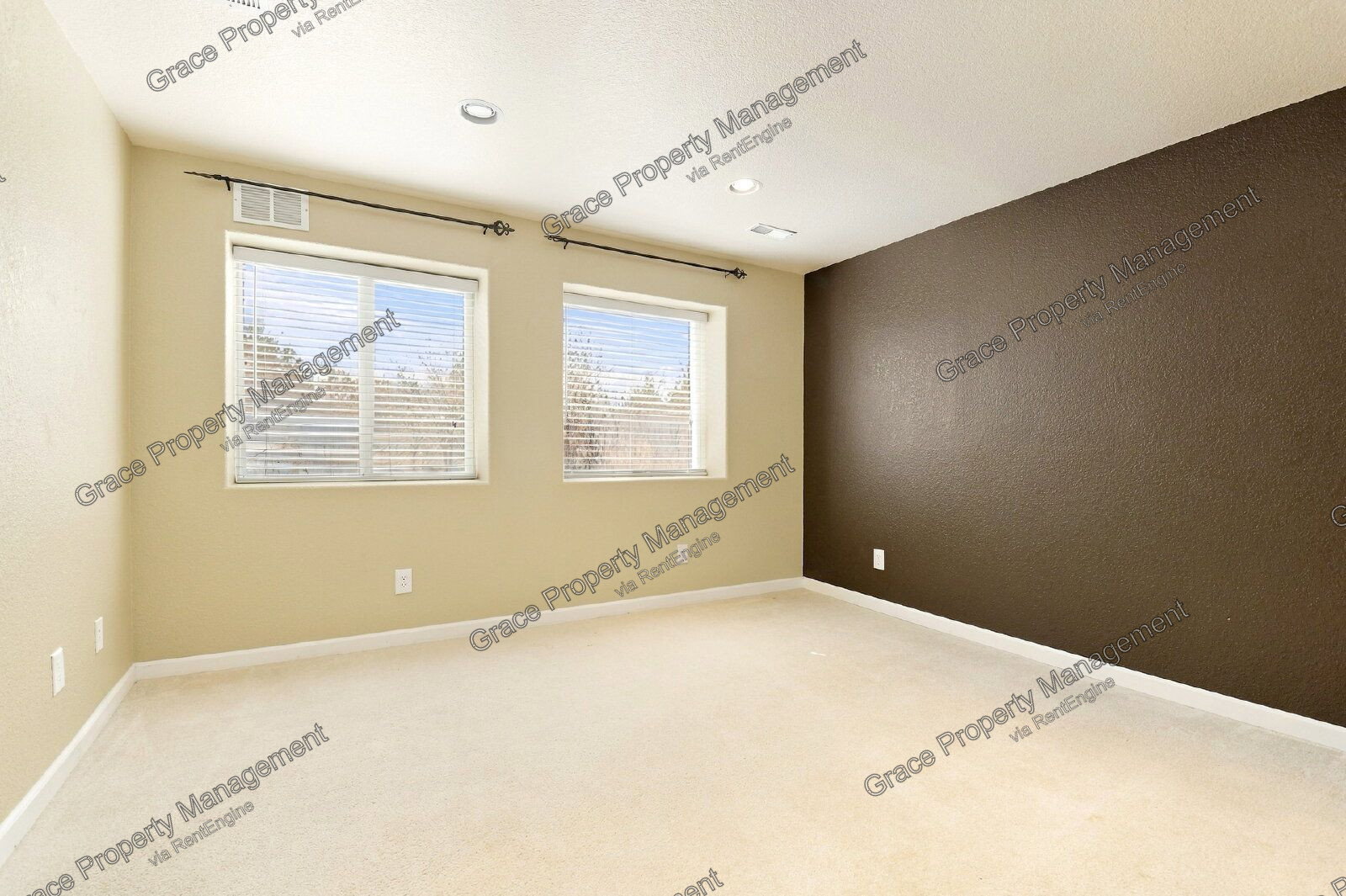 Gallery Image 19