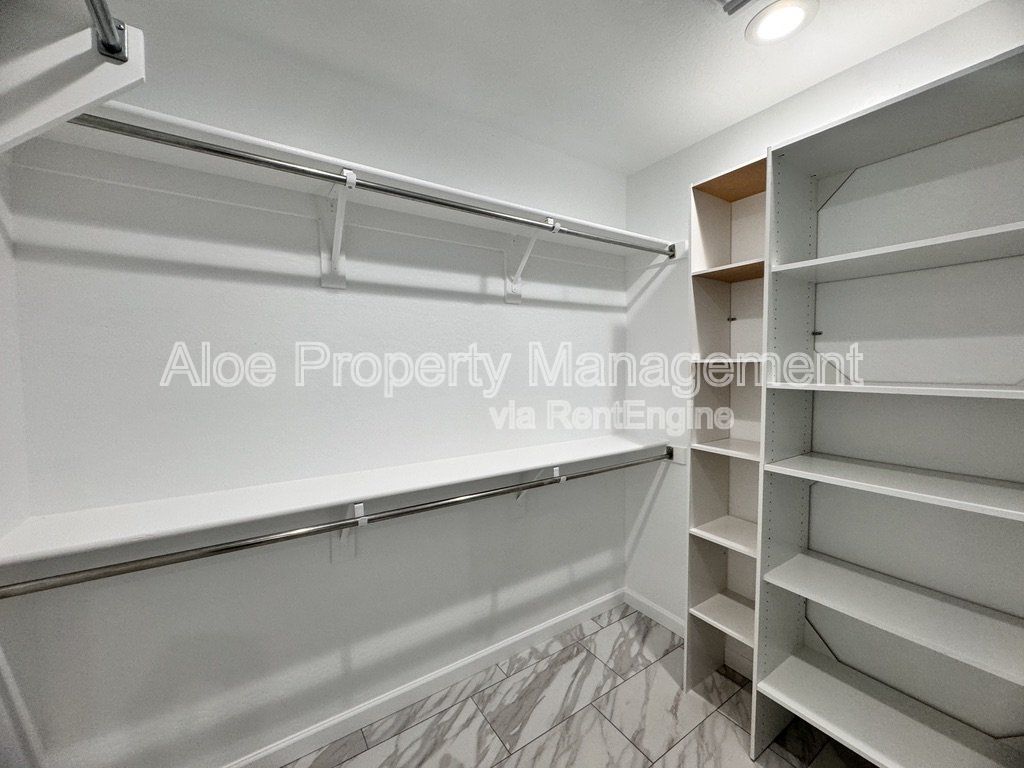 Gallery Image 22