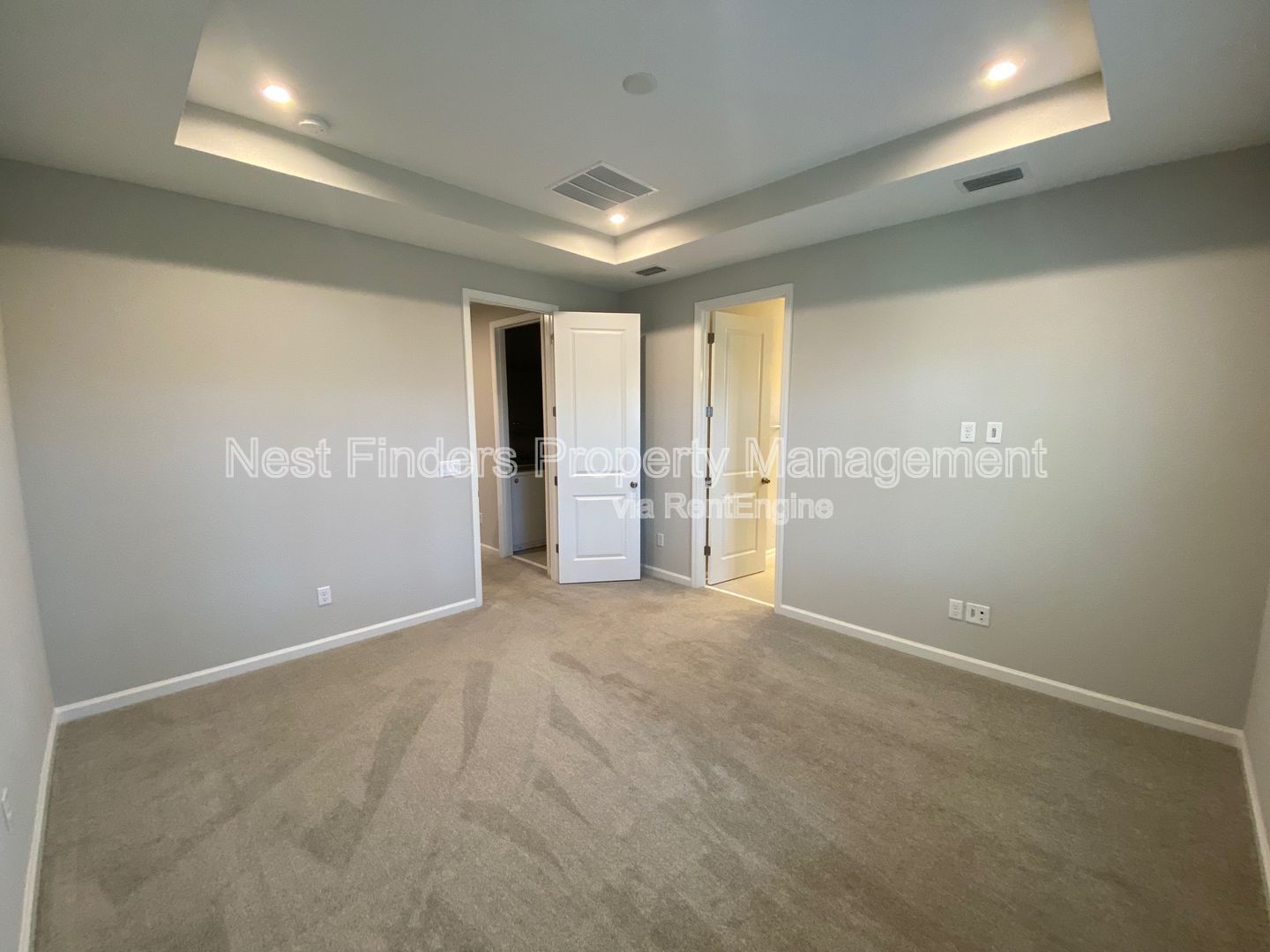 Gallery Image 17