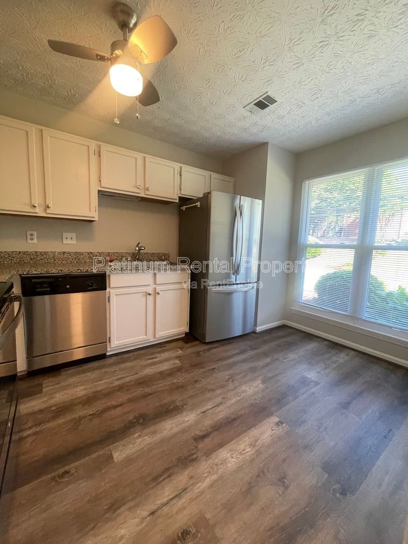 Gallery Image 43