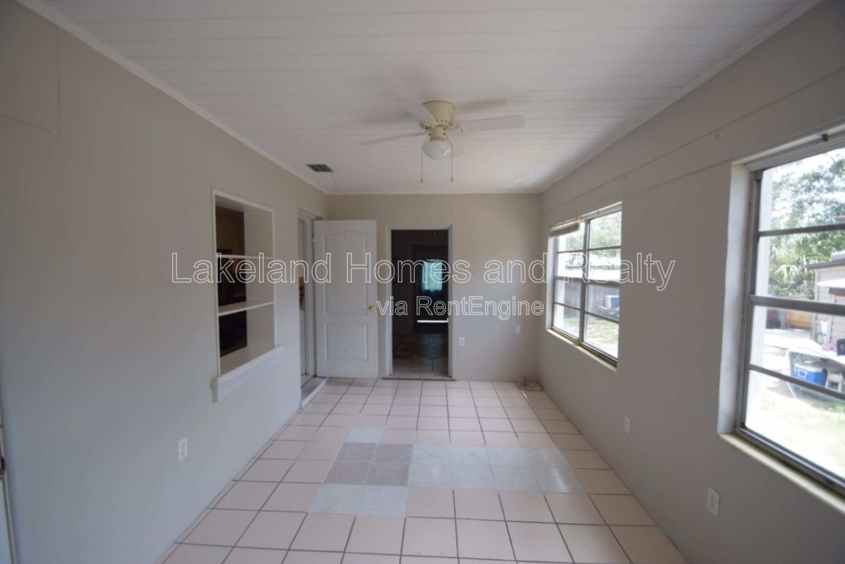 Gallery Image 19