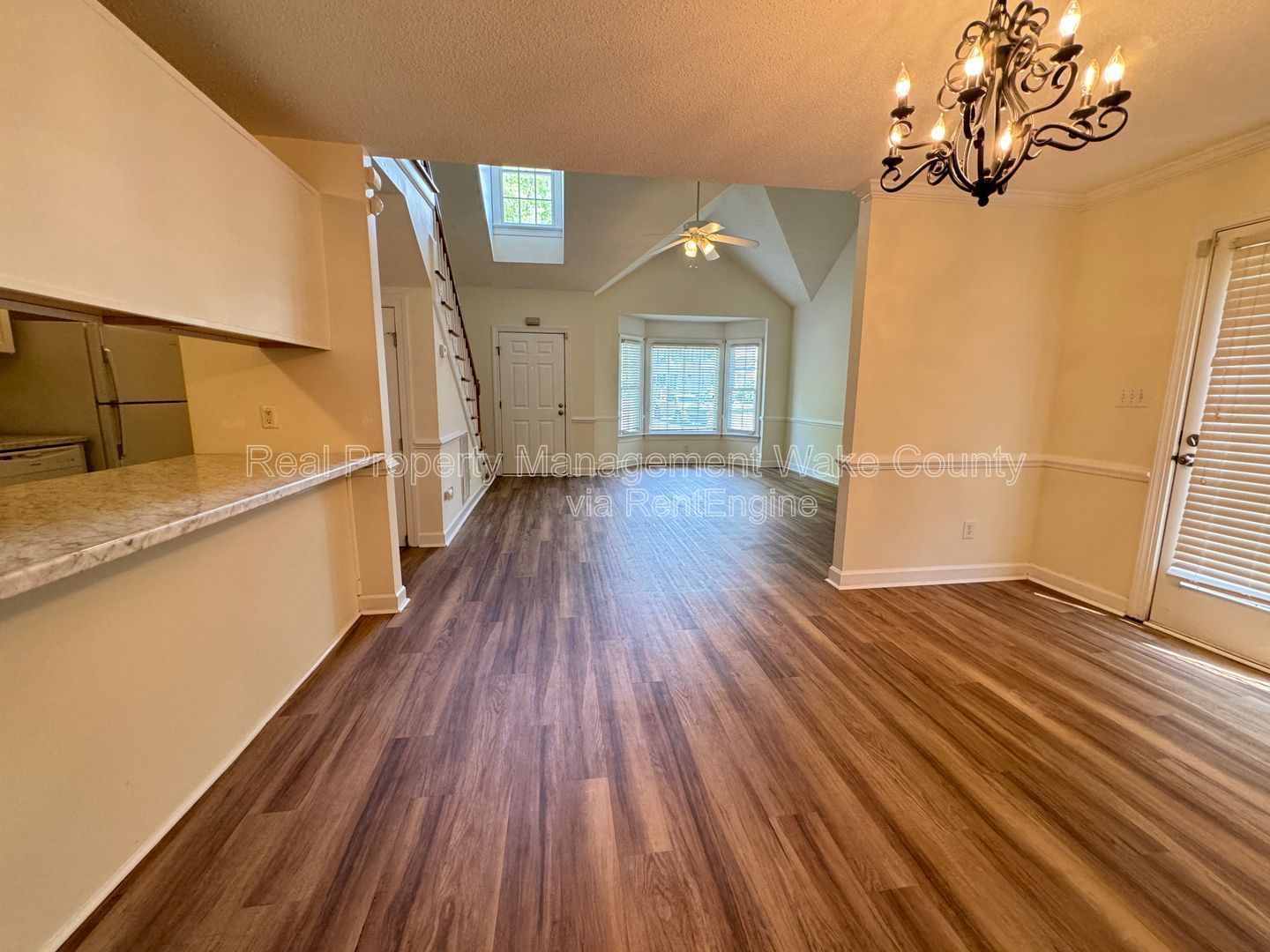 Gallery Image 15