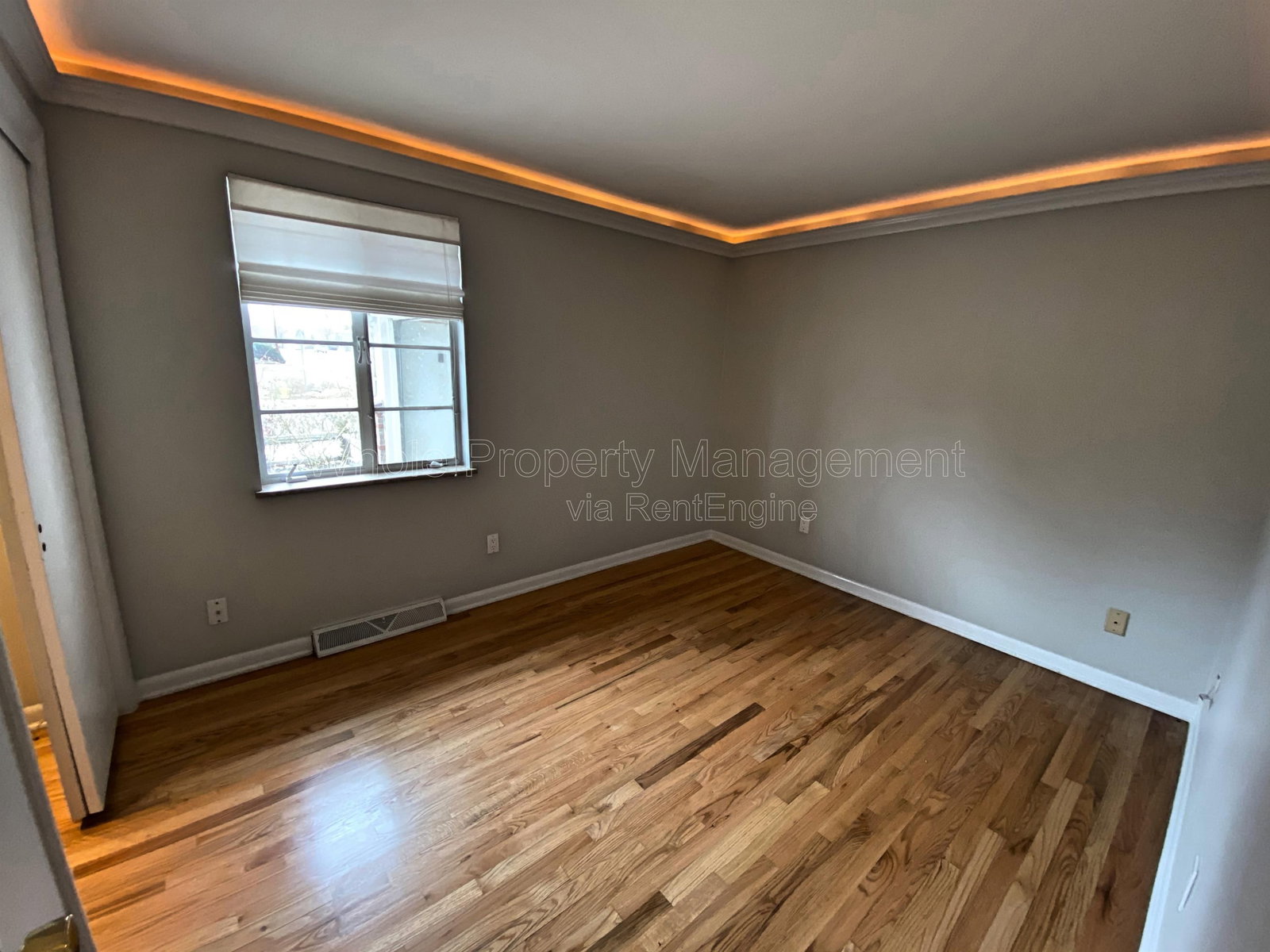 Gallery Image 19