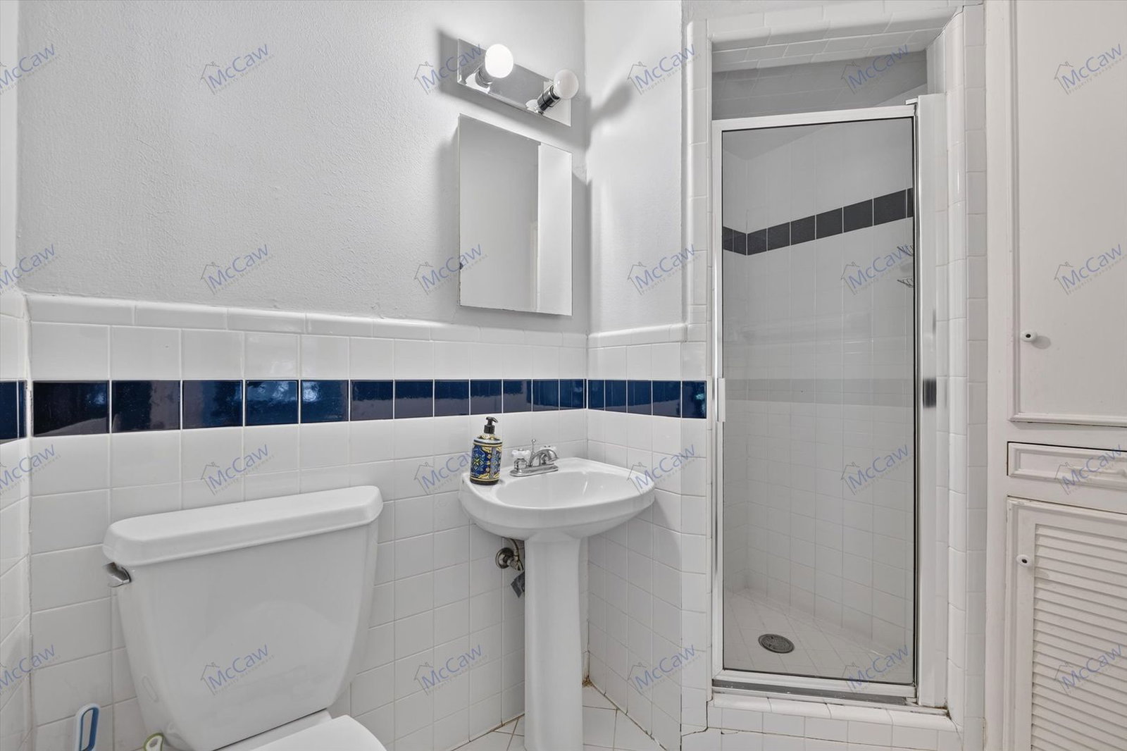 Gallery Image 19