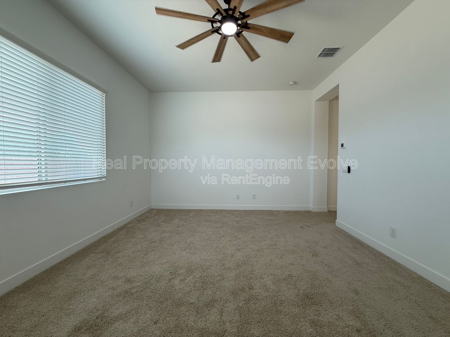 Gallery Image 19