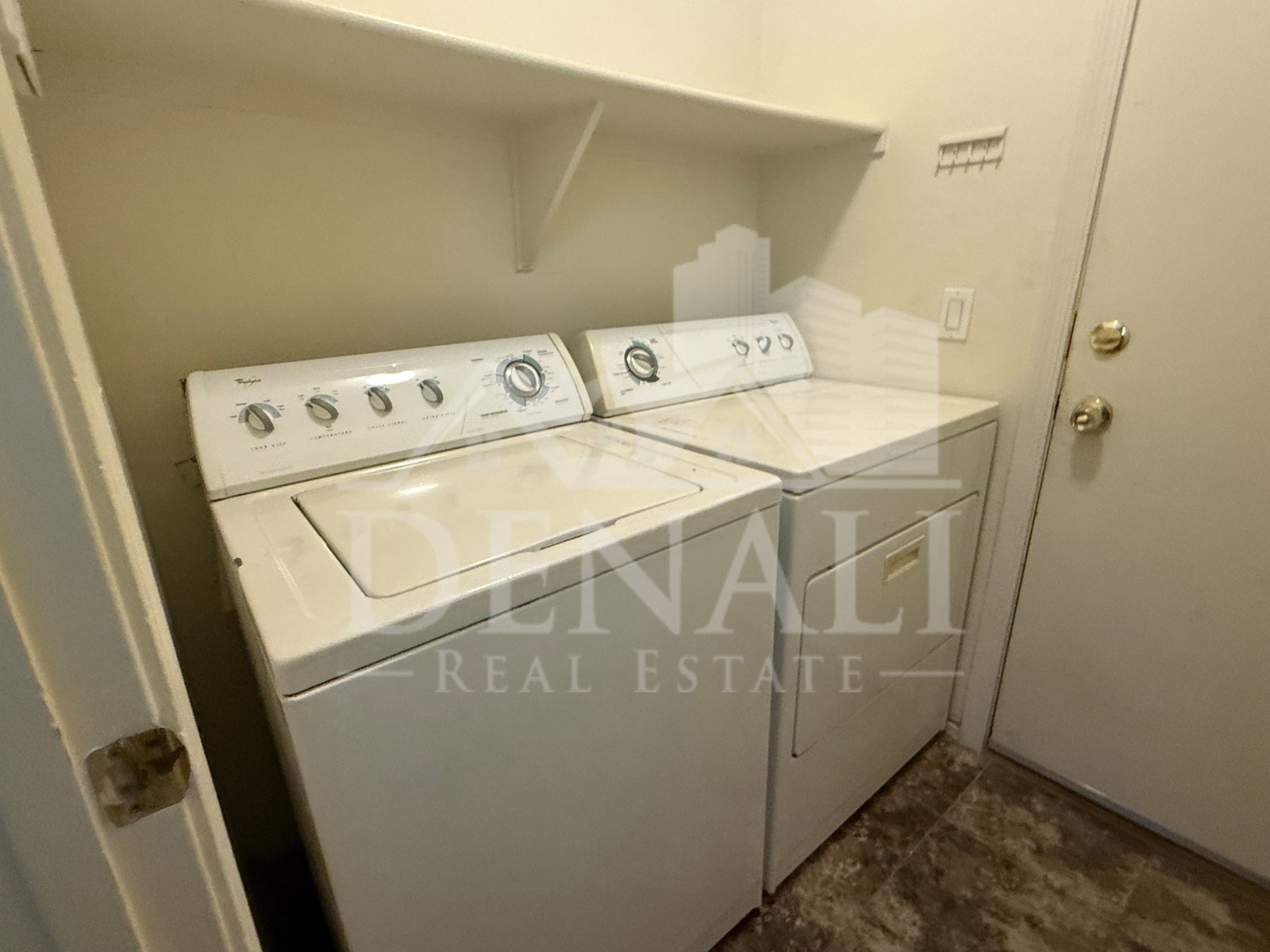 Gallery Image 18