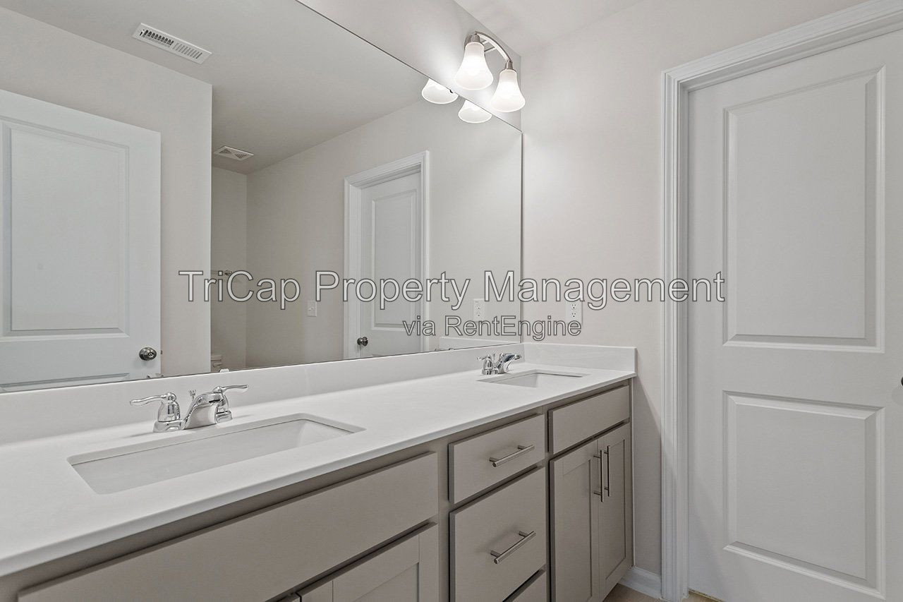 Gallery Image 22