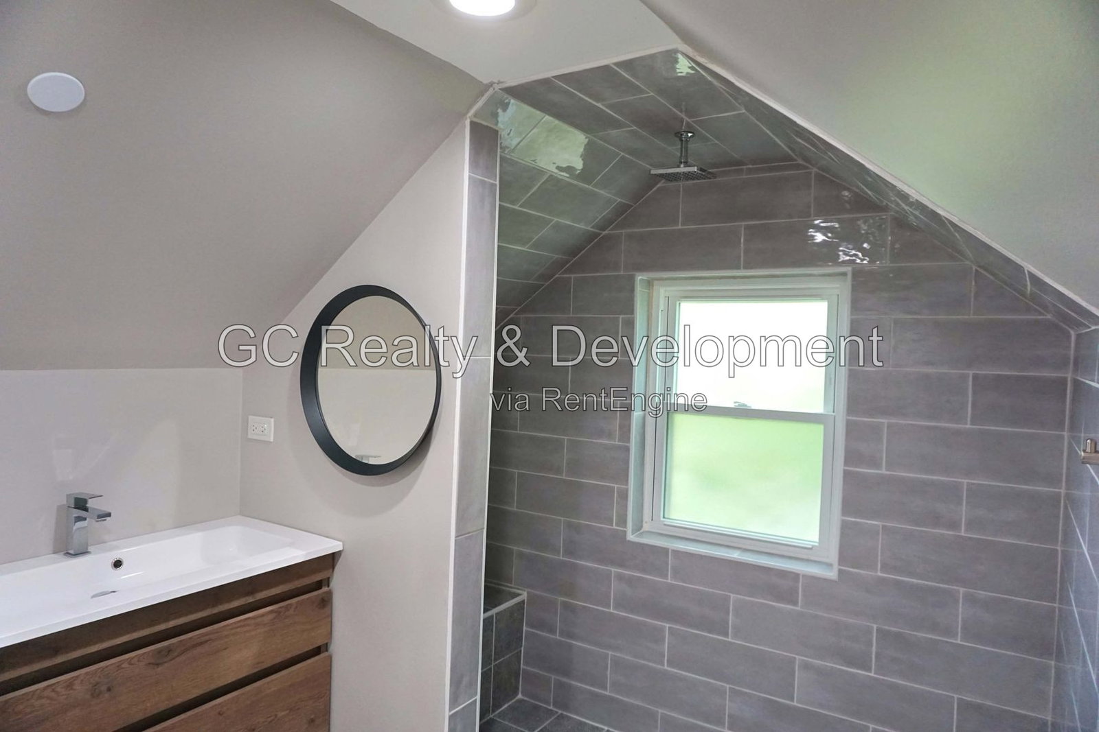 Gallery Image 16