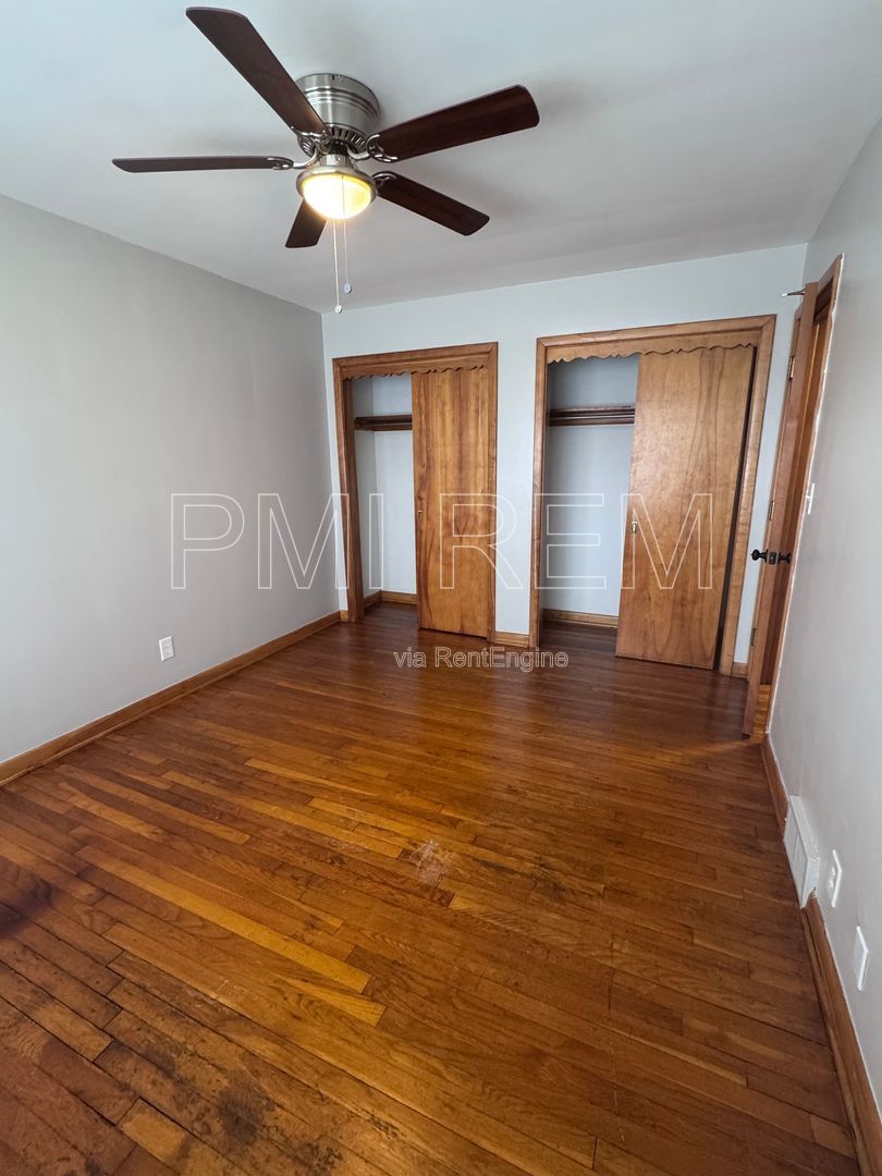 Gallery Image 19