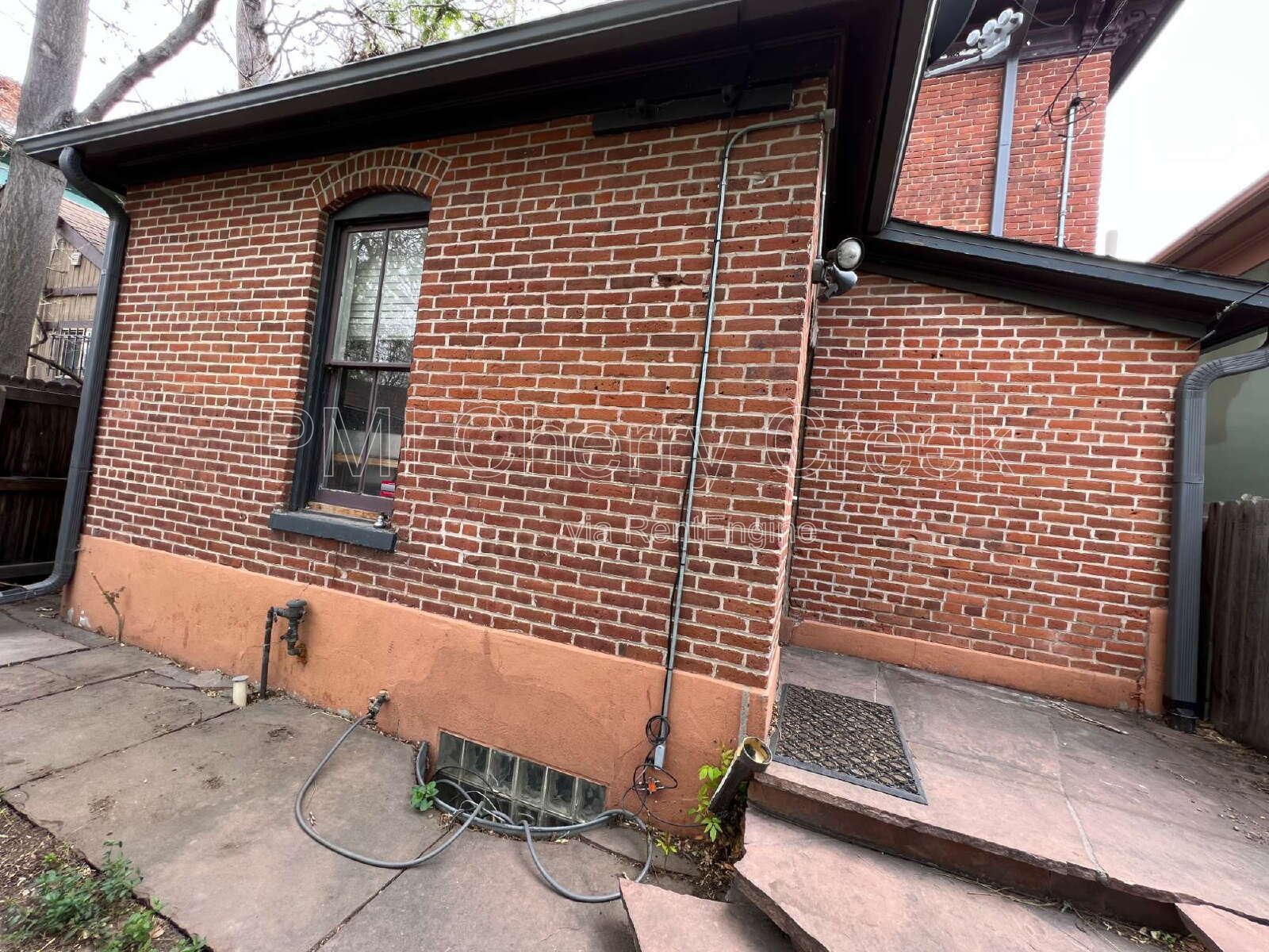 Gallery Image 18