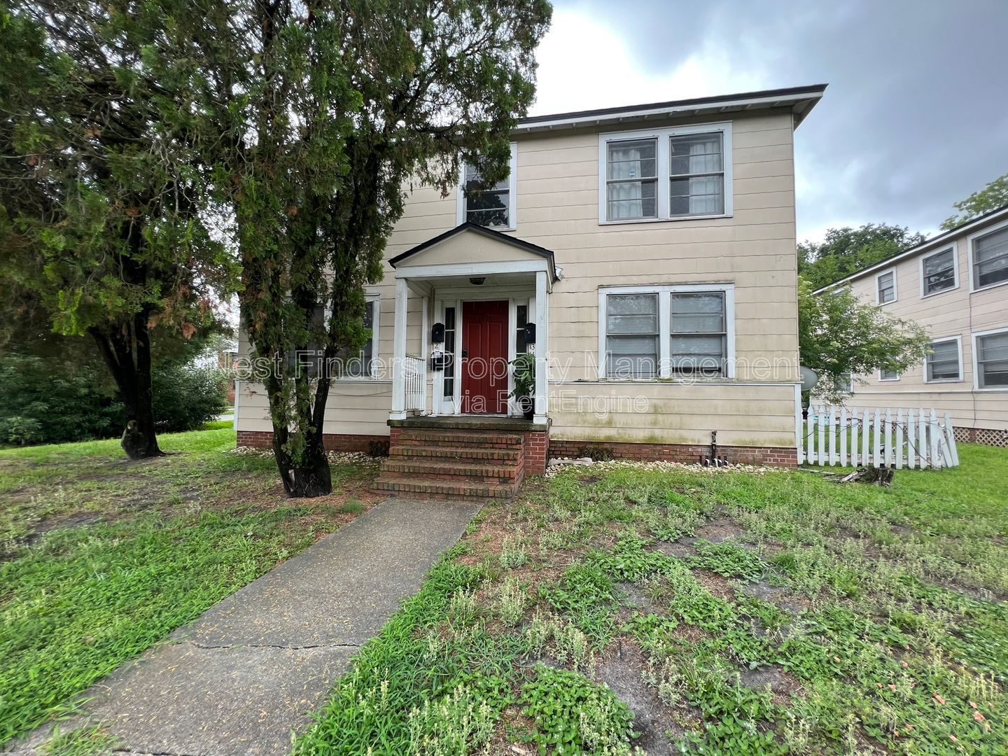 Gallery Image 0