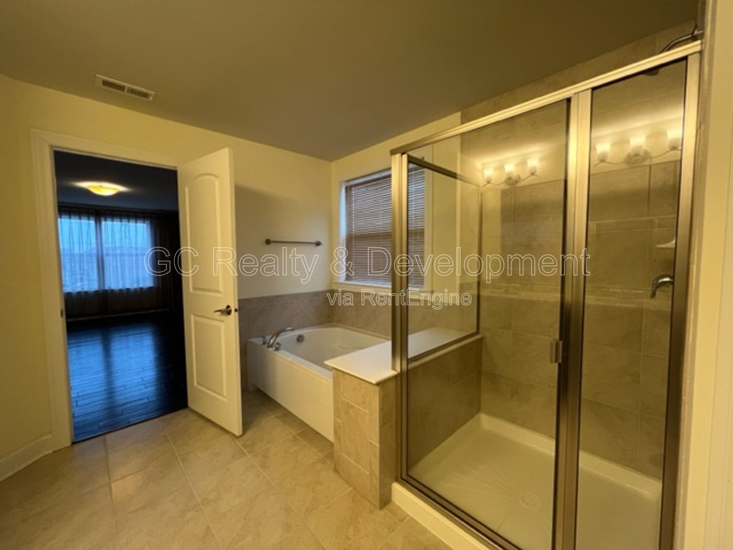 Gallery Image 32