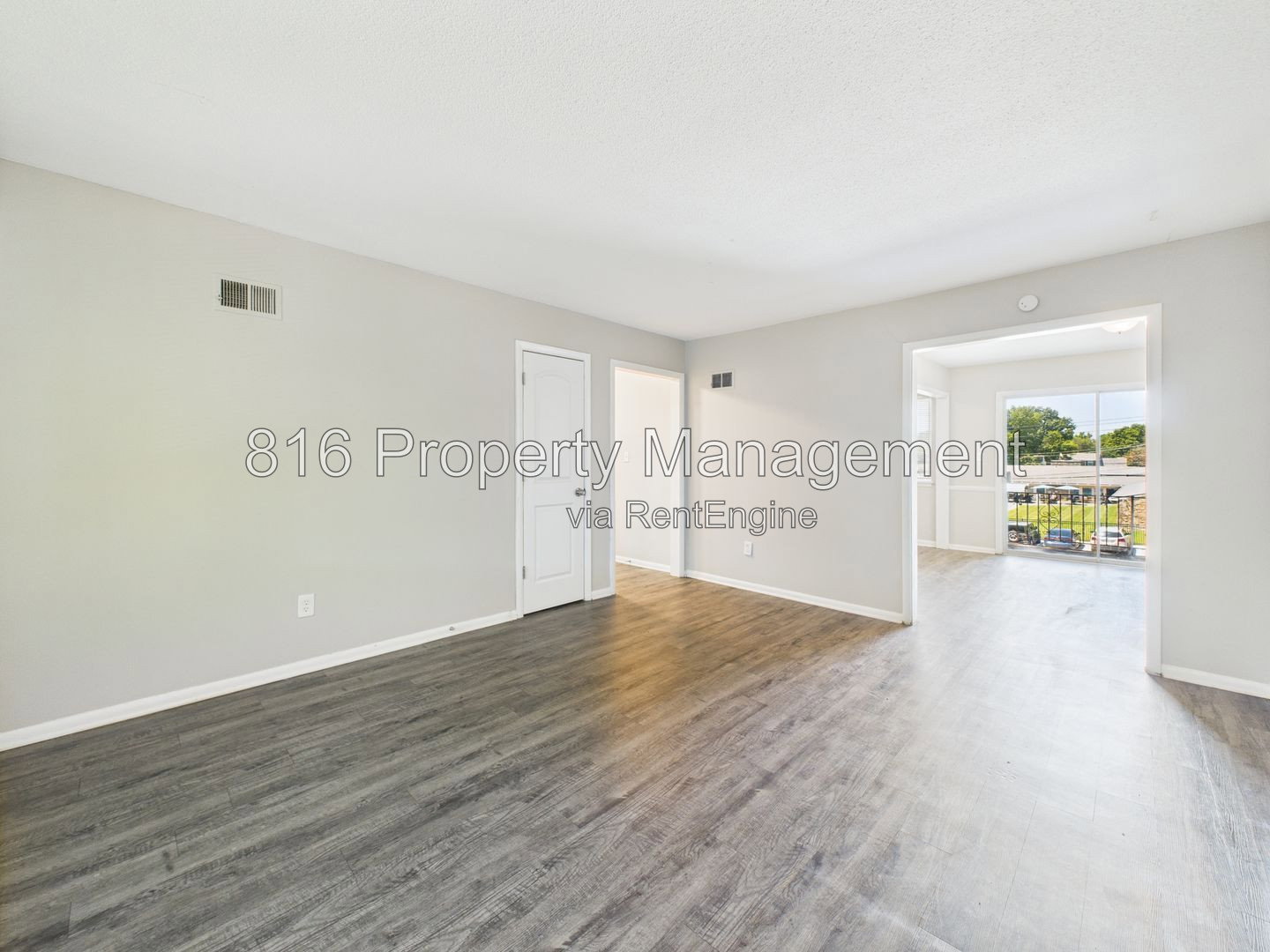 Gallery Image 0