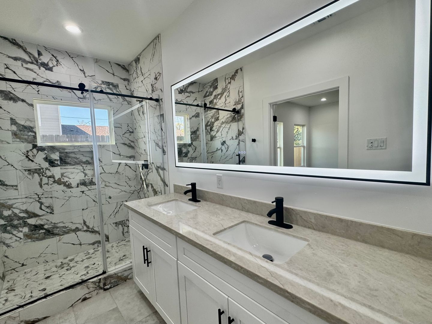 Gallery Image 13