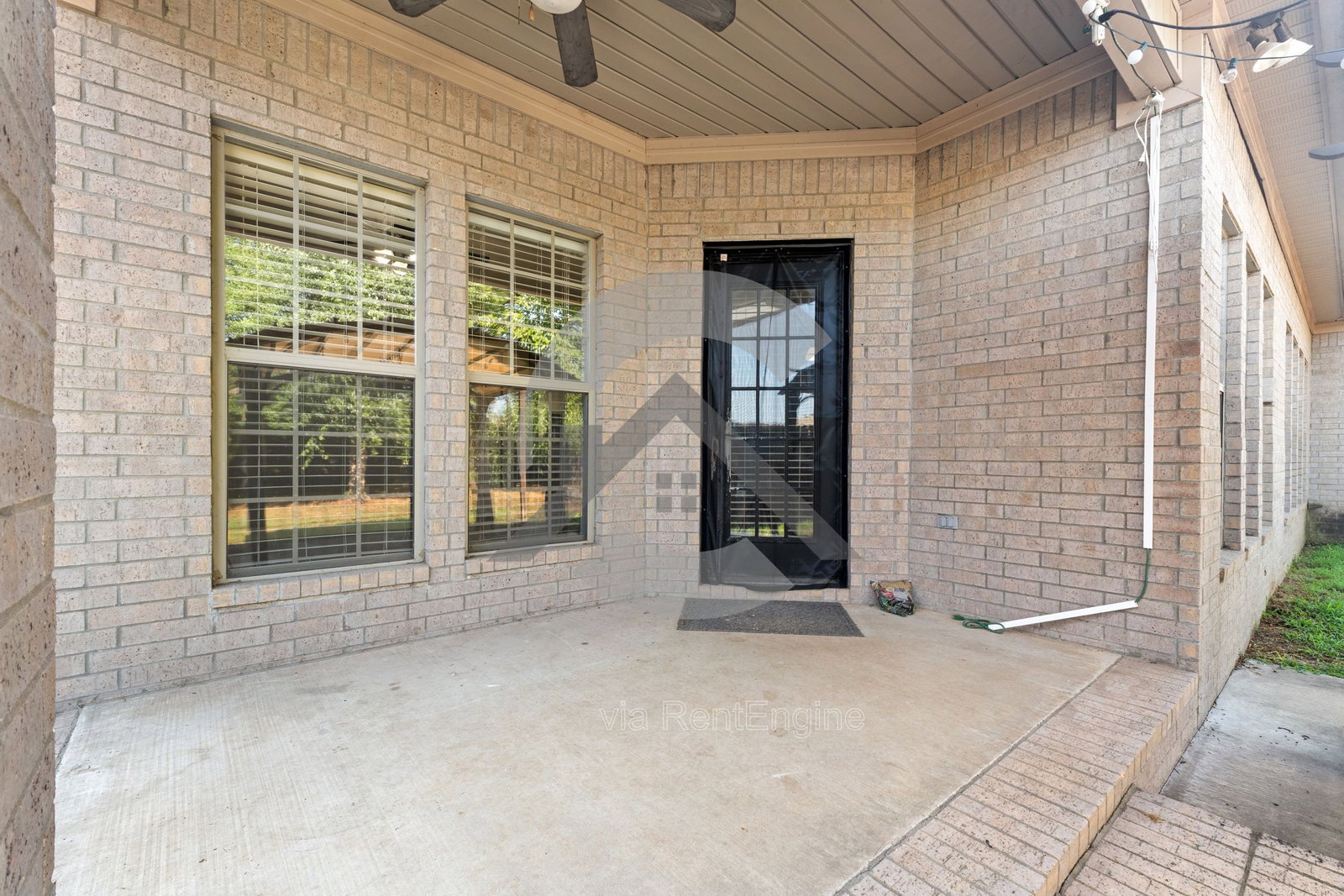 Gallery Image 16
