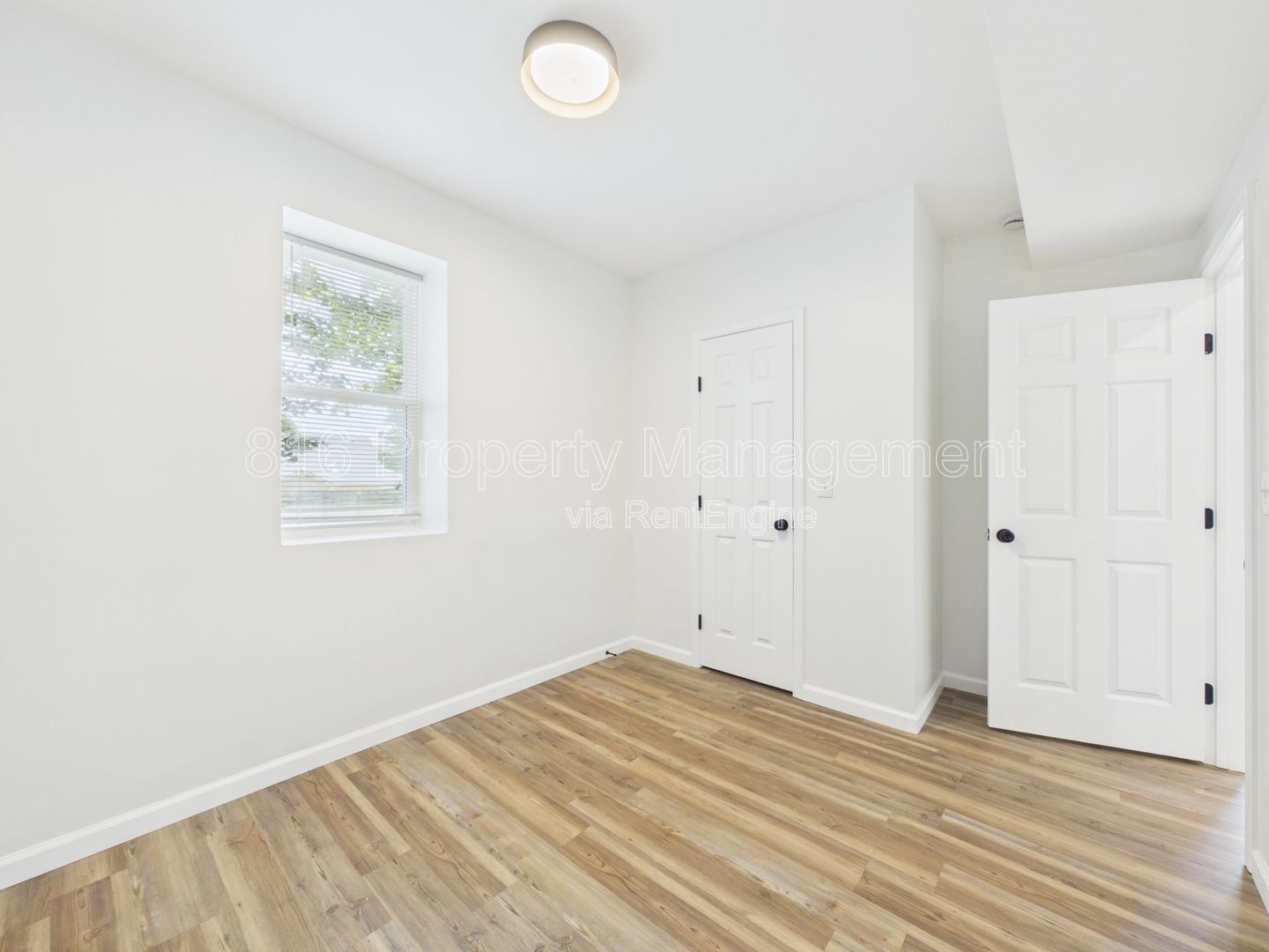 Gallery Image 15