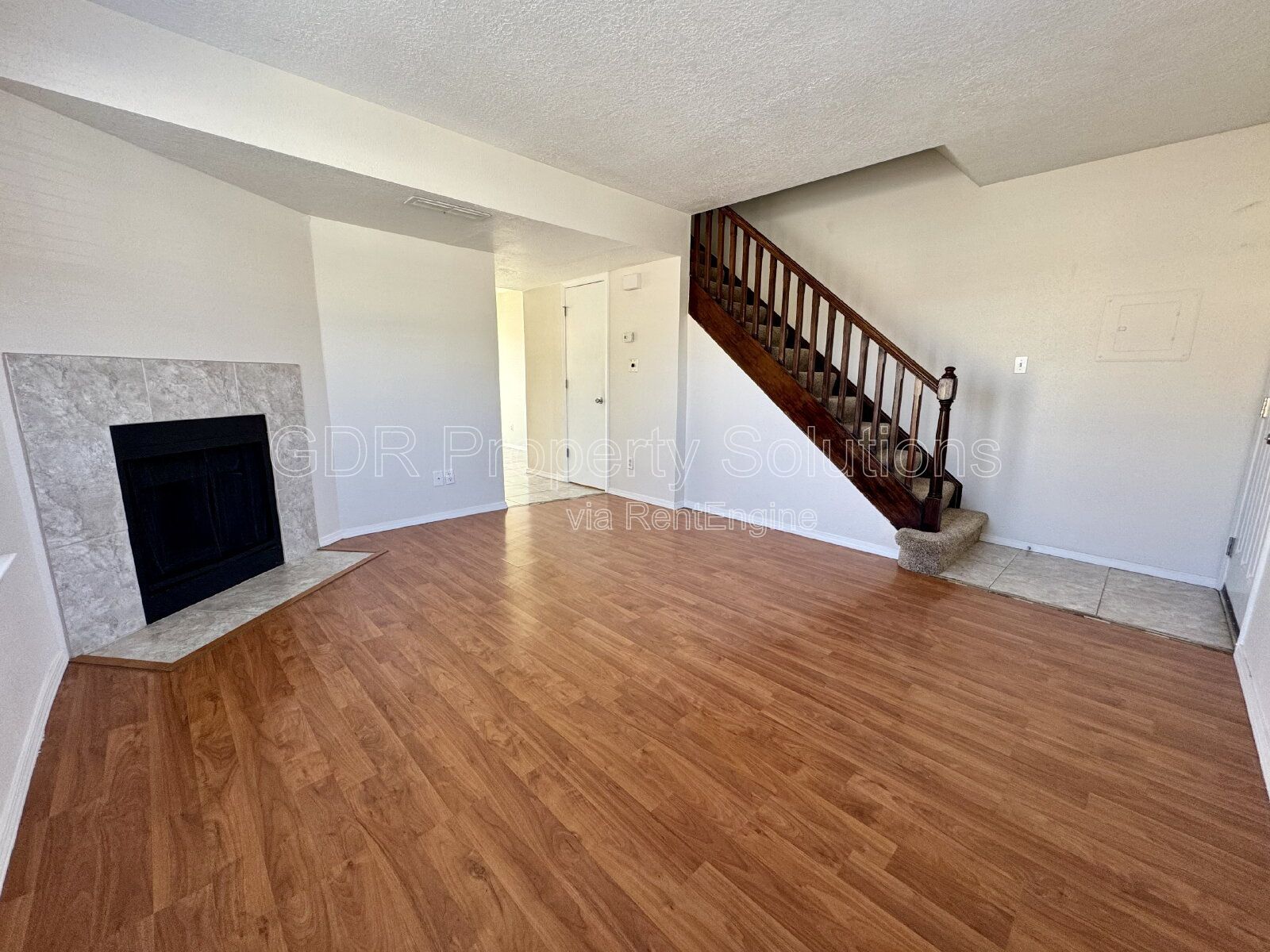 Gallery Image 0