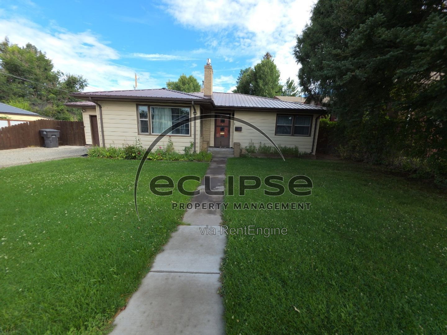 Gallery Image 0