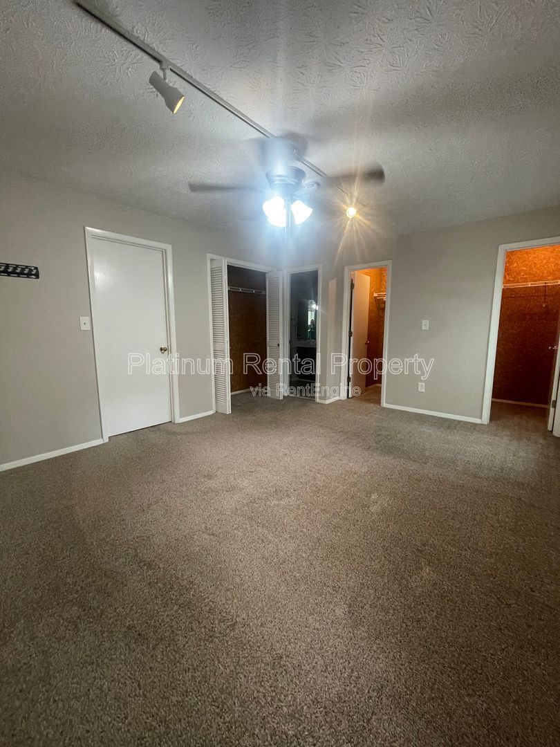 Gallery Image 26