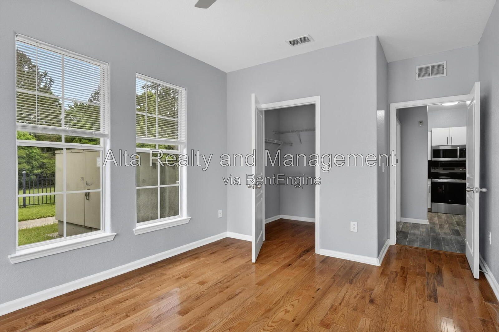 Gallery Image 37