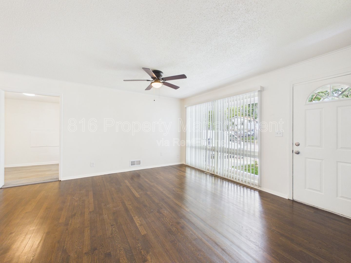 Gallery Image 0