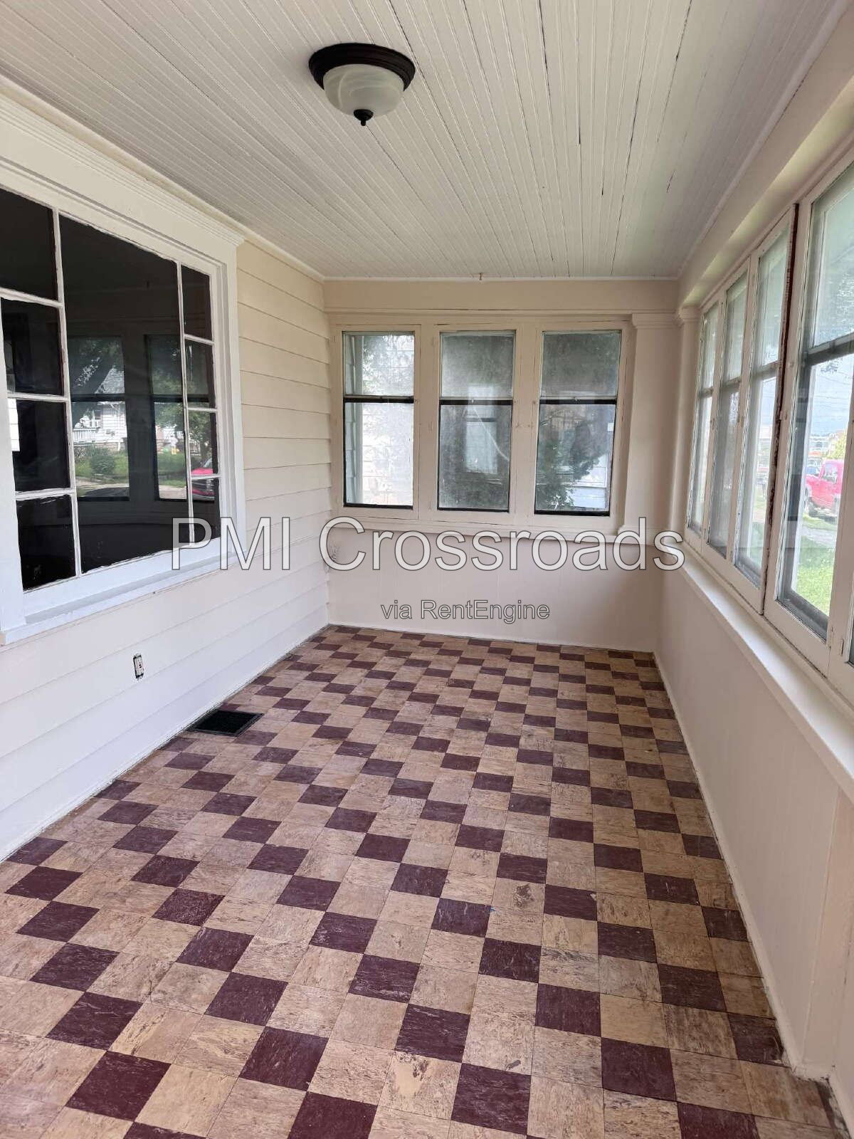 Gallery Image 9