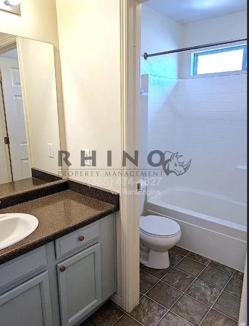Gallery Image 17
