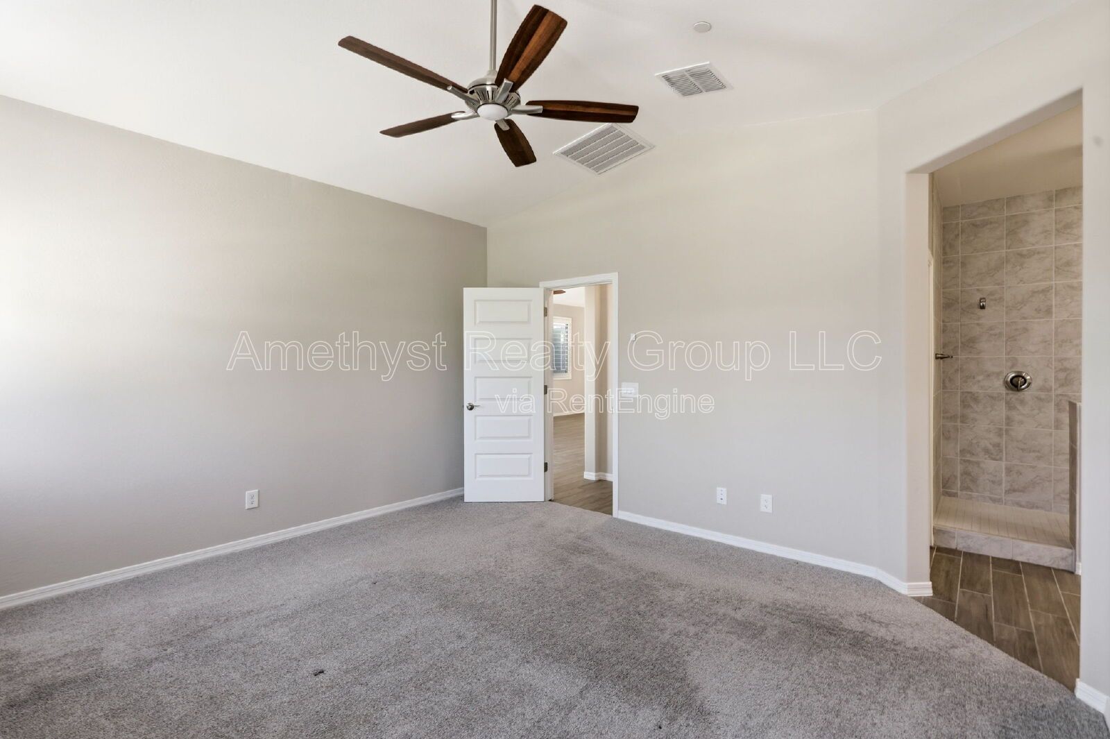 Gallery Image 30