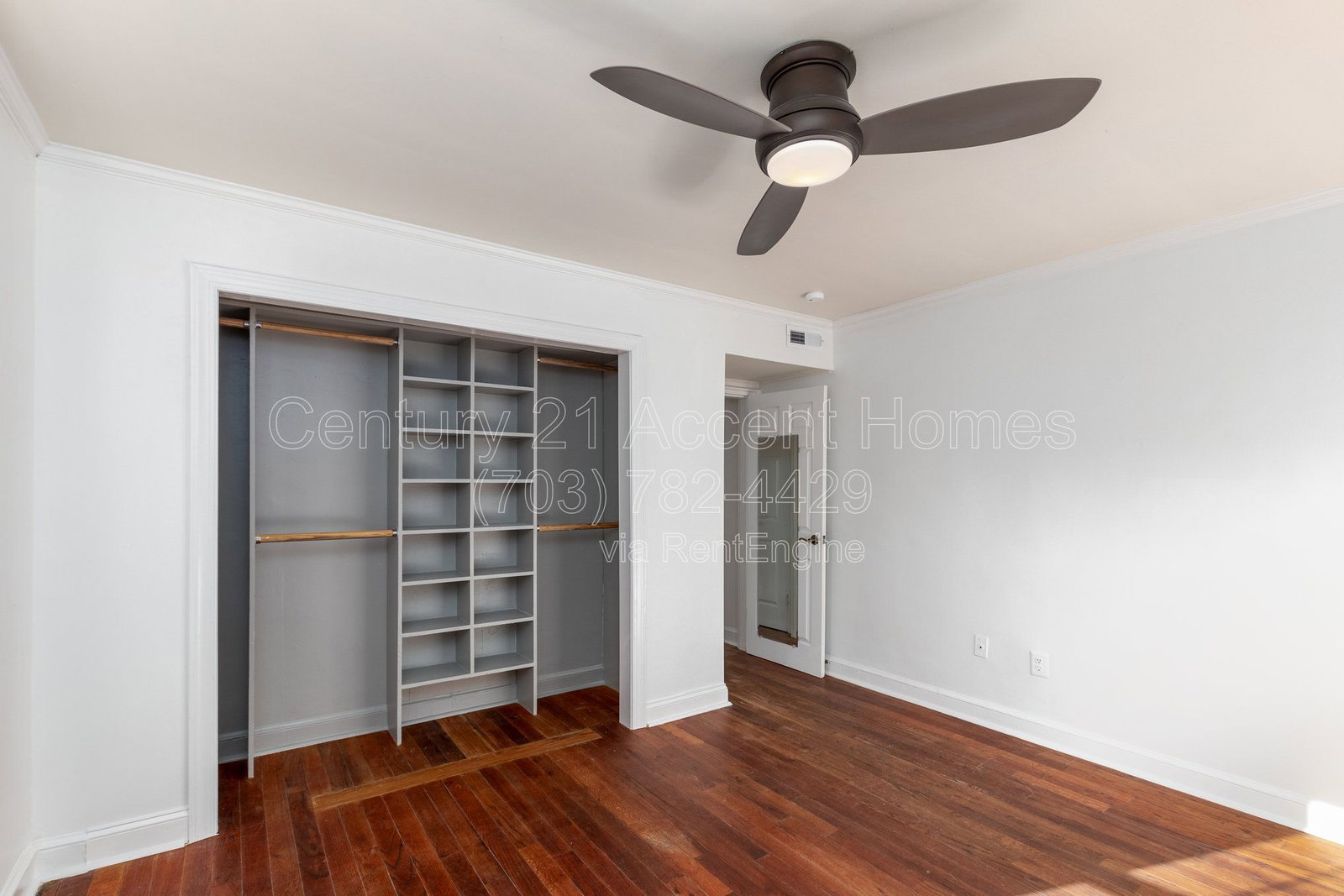 Gallery Image 18