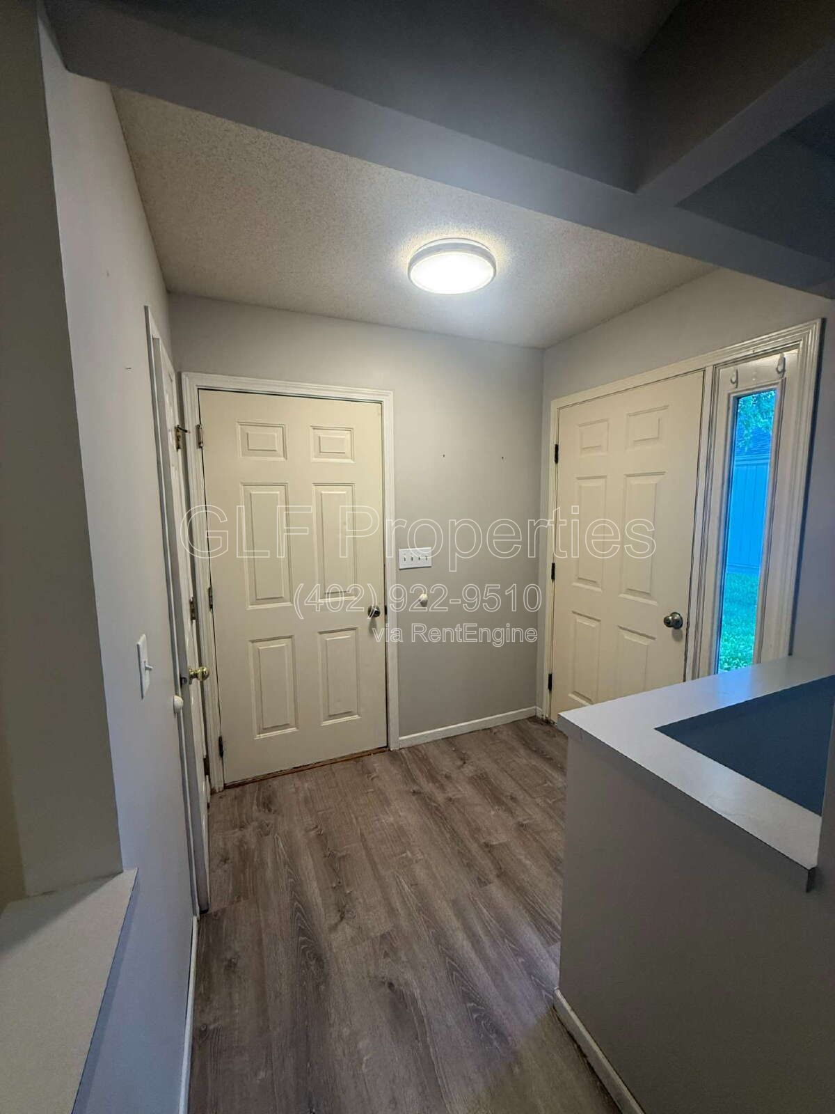Gallery Image 0