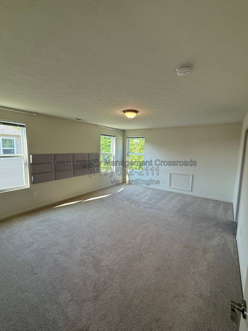 Gallery Image 19
