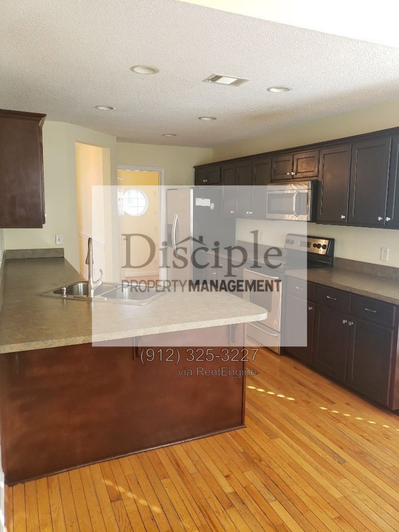 Gallery Image 14