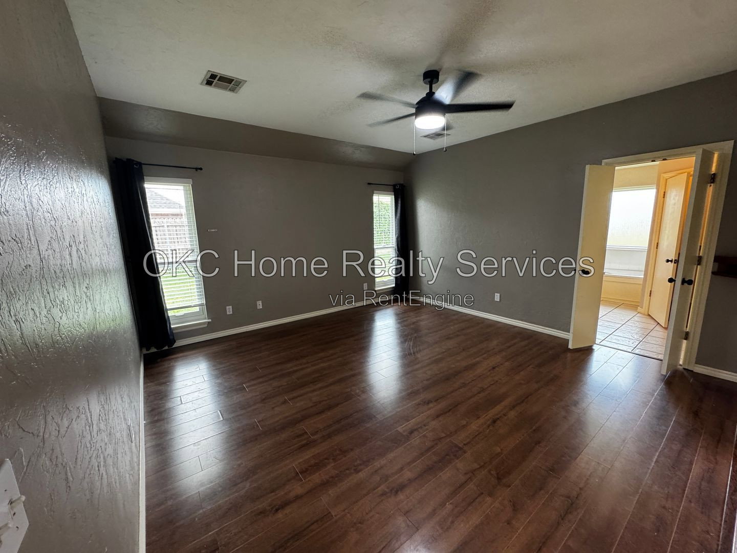 Gallery Image 38