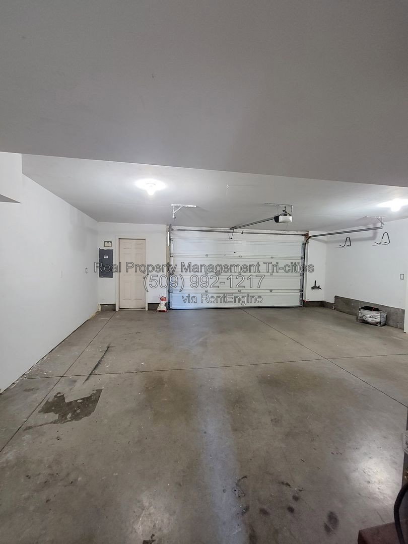 Gallery Image 23