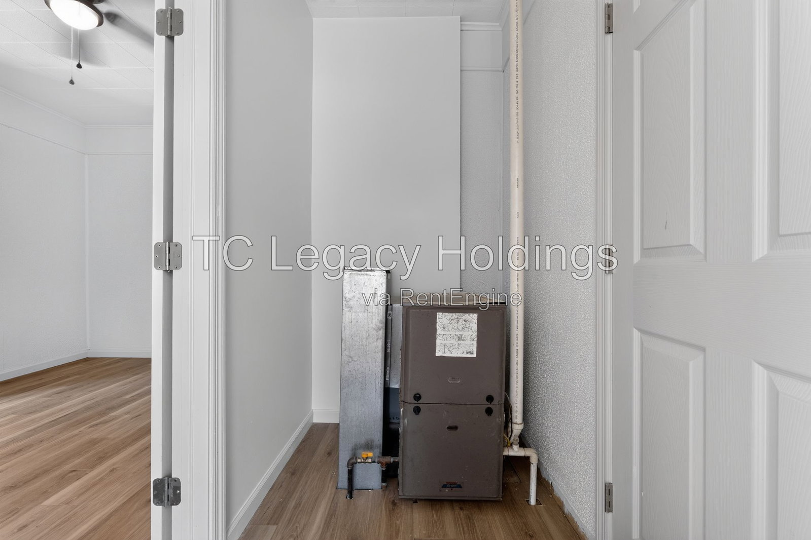 Gallery Image 14