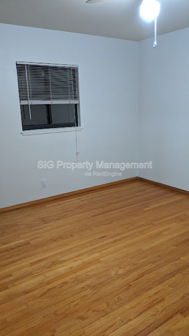 Gallery Image 72