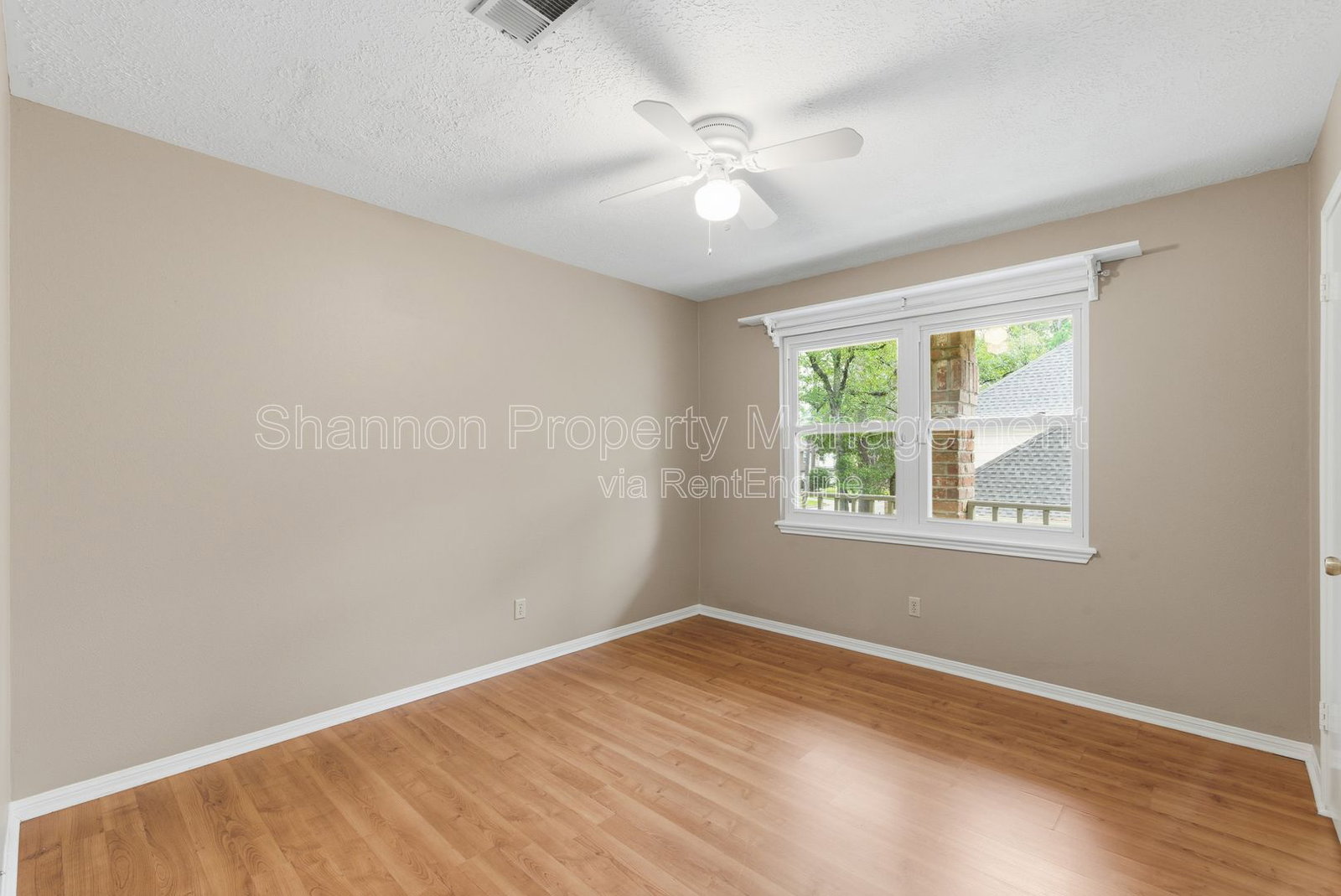 Gallery Image 21
