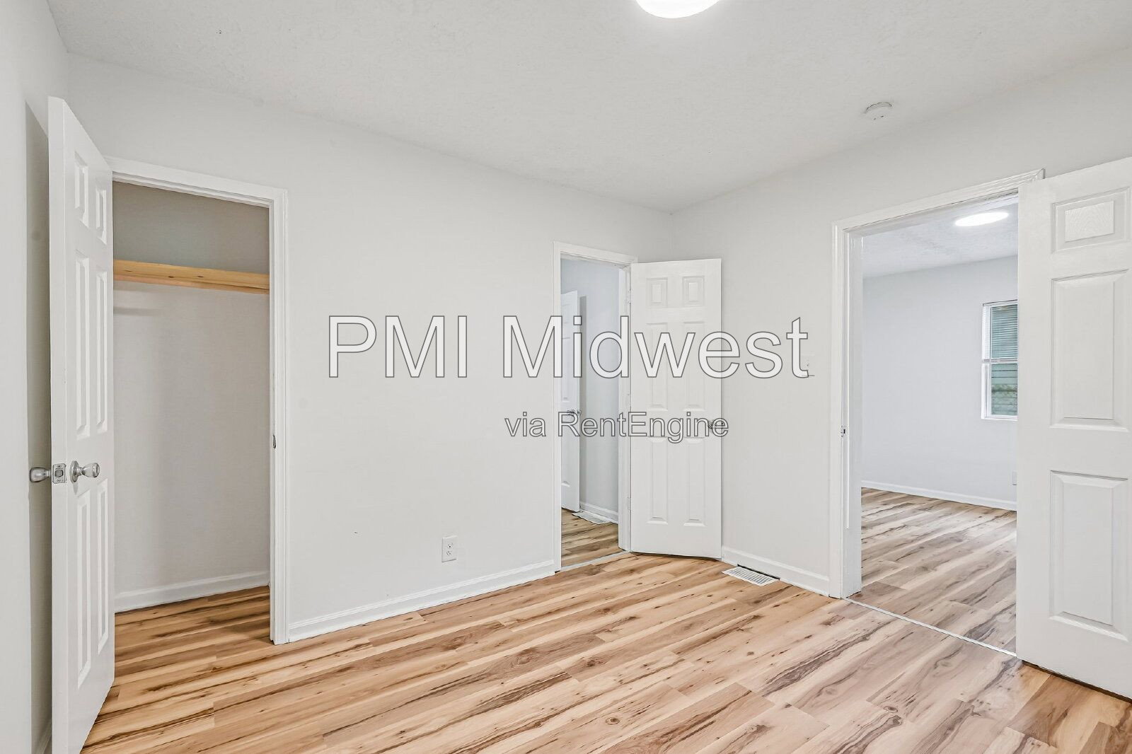 Gallery Image 18